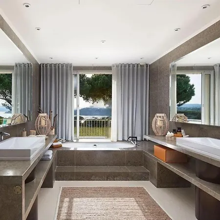 6br Provencal-style - What'app - 0049-1762-5840-693 - For Reservations! Hotel