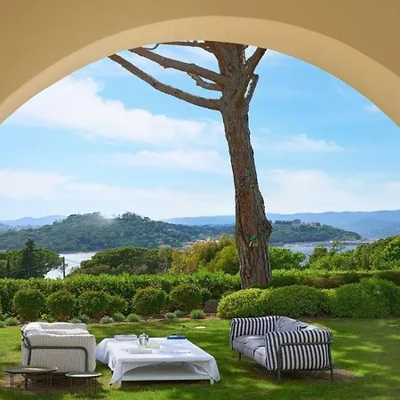 6br Provencal-style - What'app - 0049-1762-5840-693 - For Reservations! Hotel